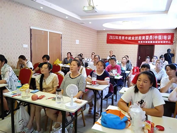 南昌月嫂培訓(xùn)哪家好？